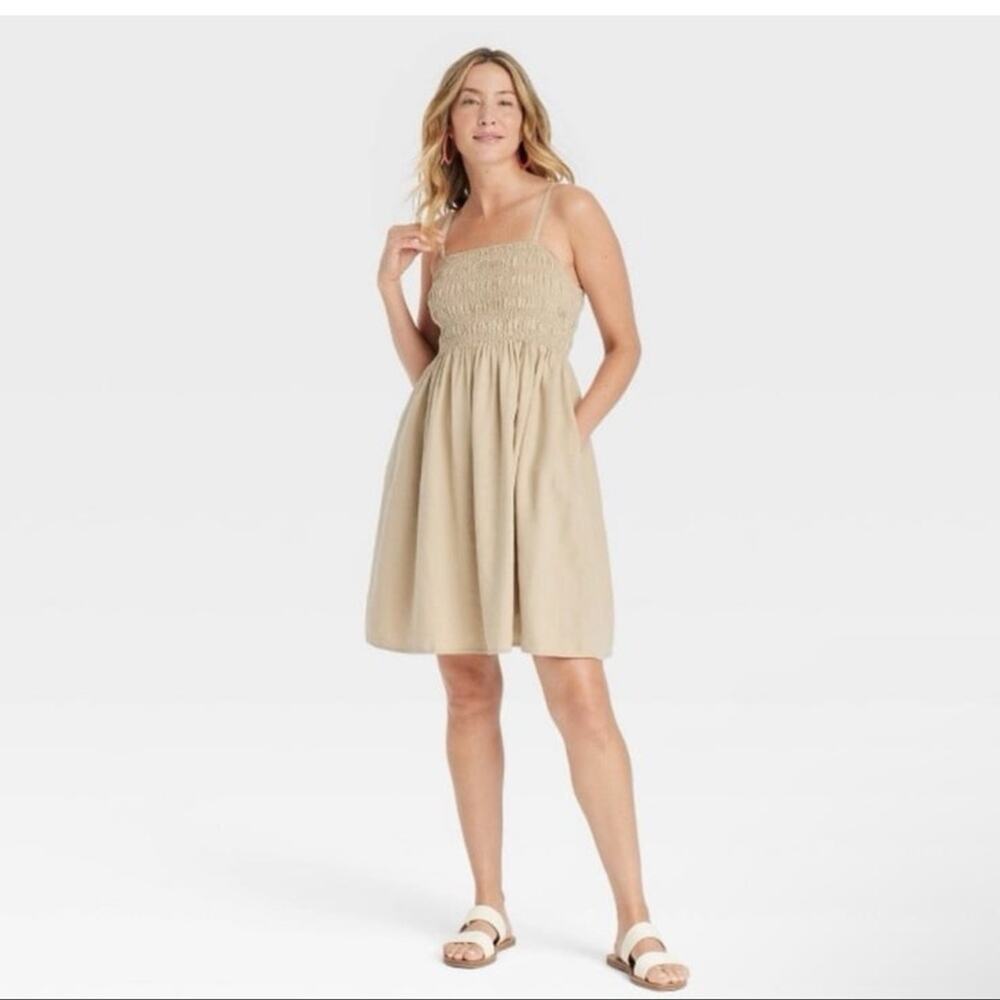 Universal Thread dress with pockets